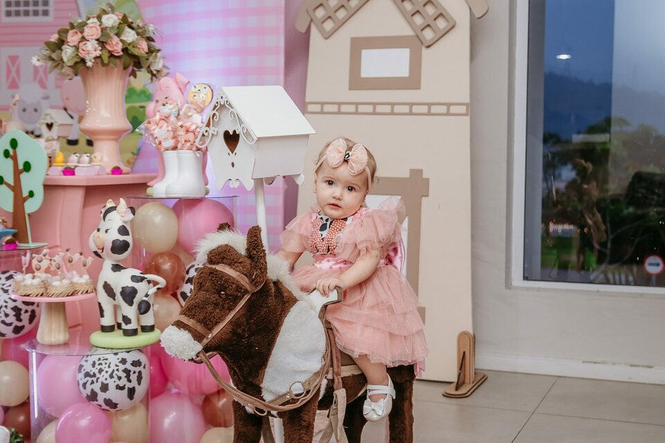 Maitê - Festa de 1 Ano no Condomínio Garden em Deltaville - Biguaçu, SC