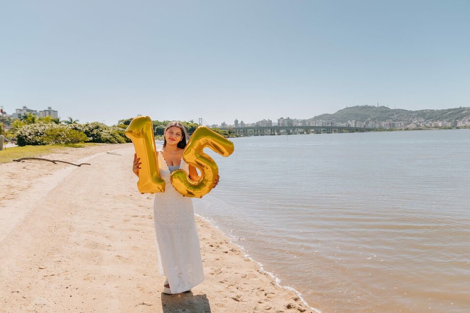 Julia - Ensaio Pré 15 Anos no Parque de Coqueiros em Florianópolis, SC