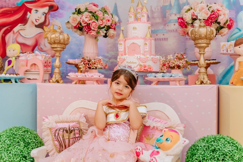 Madalena - Festa de 5 Anos na Nice Restaurante em Florianópolis, SC